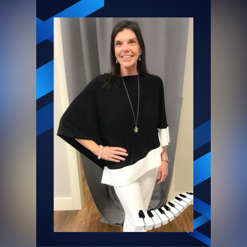 Live Show Notification Listing - April 17, 8:00 pm EST &  April 19, 4:30 pm